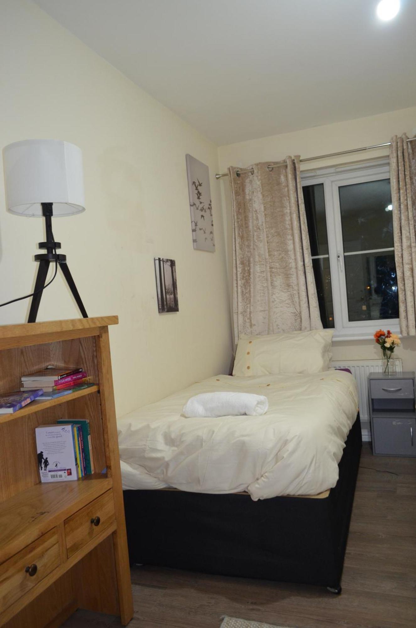 And Cosy Flat In London/ilford/barking, United Kingdom * Barking (Greater London)